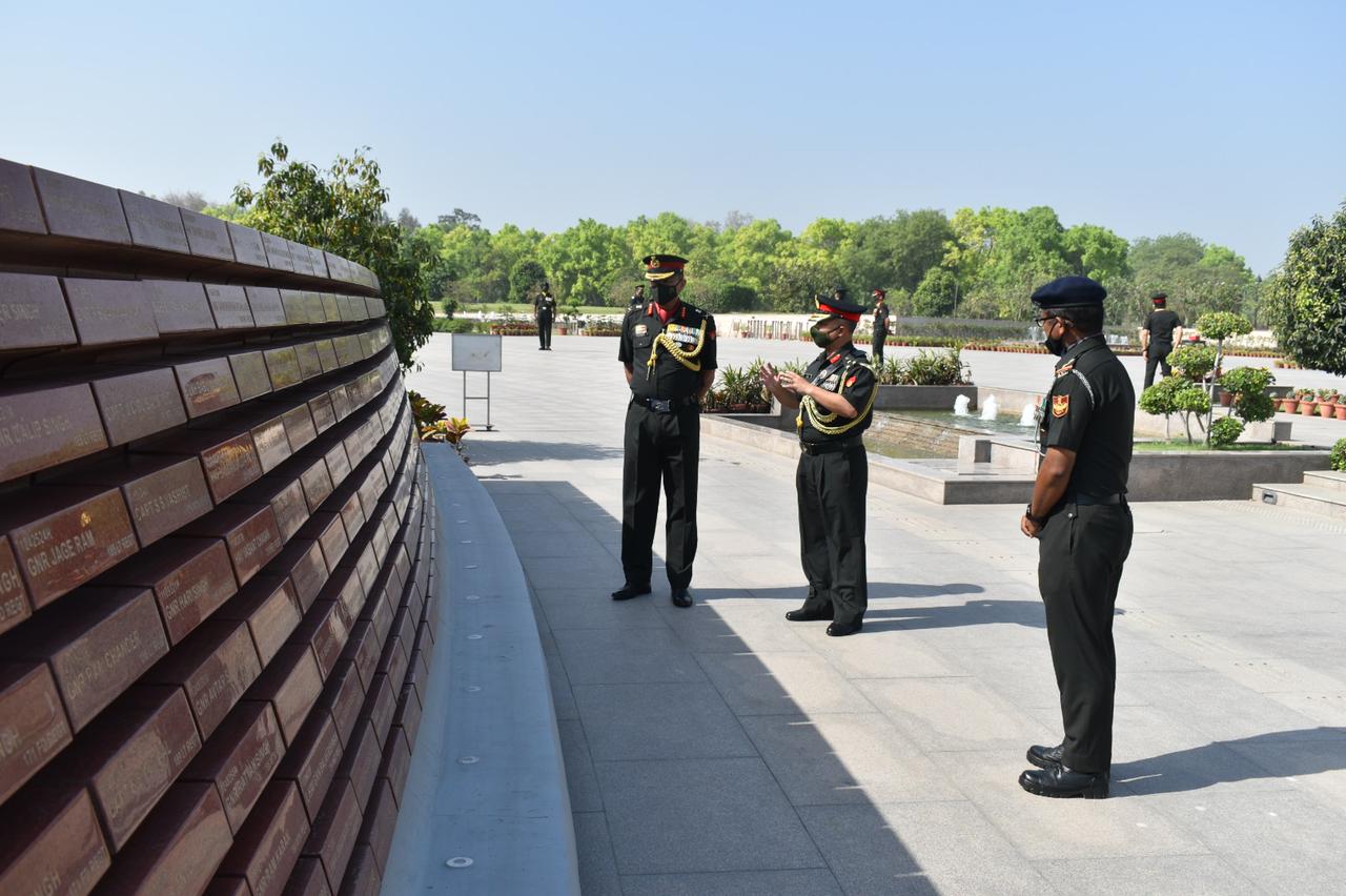 Lt Gen C Bansi Ponnappa, AVSM, VSM visited NWM and paid homage to Bravehearts on 01 Apr 2022